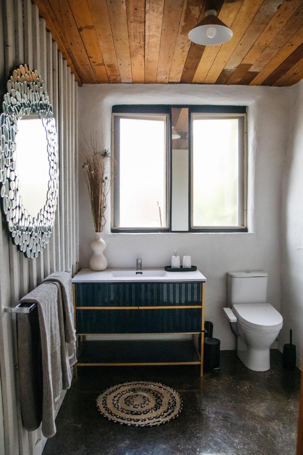 Strawbale Cottage - Wingspread Garden Strath Creek Екстер'єр фото